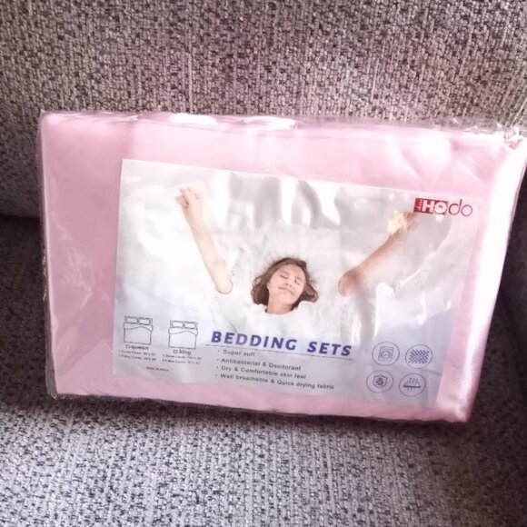 3 Pieces Pink Satin Duvet California King Set,  Duvet Cover & 2 Pillow Cases - Picture 5 of 10